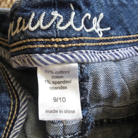 Denim shorts - Picture 3 of 3